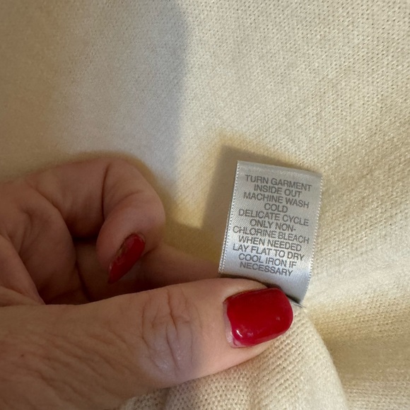 NWT  3/4 Flared Sleeve  SPRING  Cream Crew Neck Sweater    PLUS: 18/20     #T - Picture 5 of 7